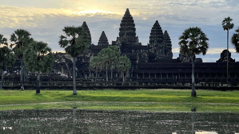 កម្ពុជាចង់សម្រួលឲ្យពលរដ្ឋថៃ រស់នៅខេត្តជាប់ព្រំដែនមកលេងសៀមរាប-អង្គរ ដោយមិនបាច់មានលិខិតឆ្លងដែន