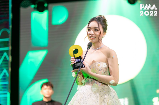 កម្មវិធីពានរង្វាន់ Pleng Music Awards លើកដំបូងបង្អស់ នៅកម្ពុជា