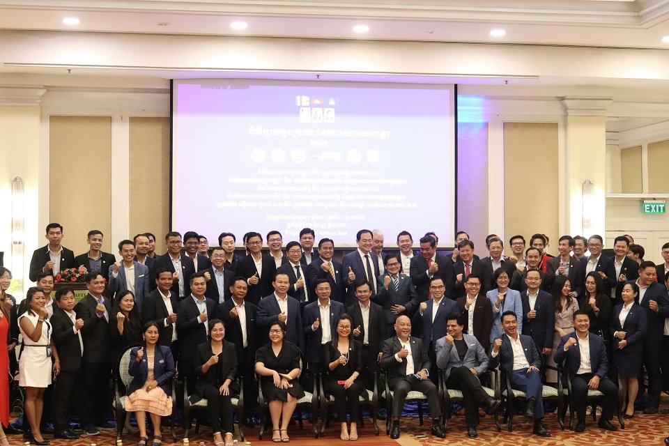 និយ័តករបរធនបាលកិច្ច ចុះអនុស្សរណៈយោគយល់គ្នានឹងក្រុមហ៊ុន ហ្សីលាននាម លើការពង្រឹងការយល់ដឹង និងជំរុញការចូលរួមក្នុងវិស័យបរធនបាលកិច្ចកម្ពុជា