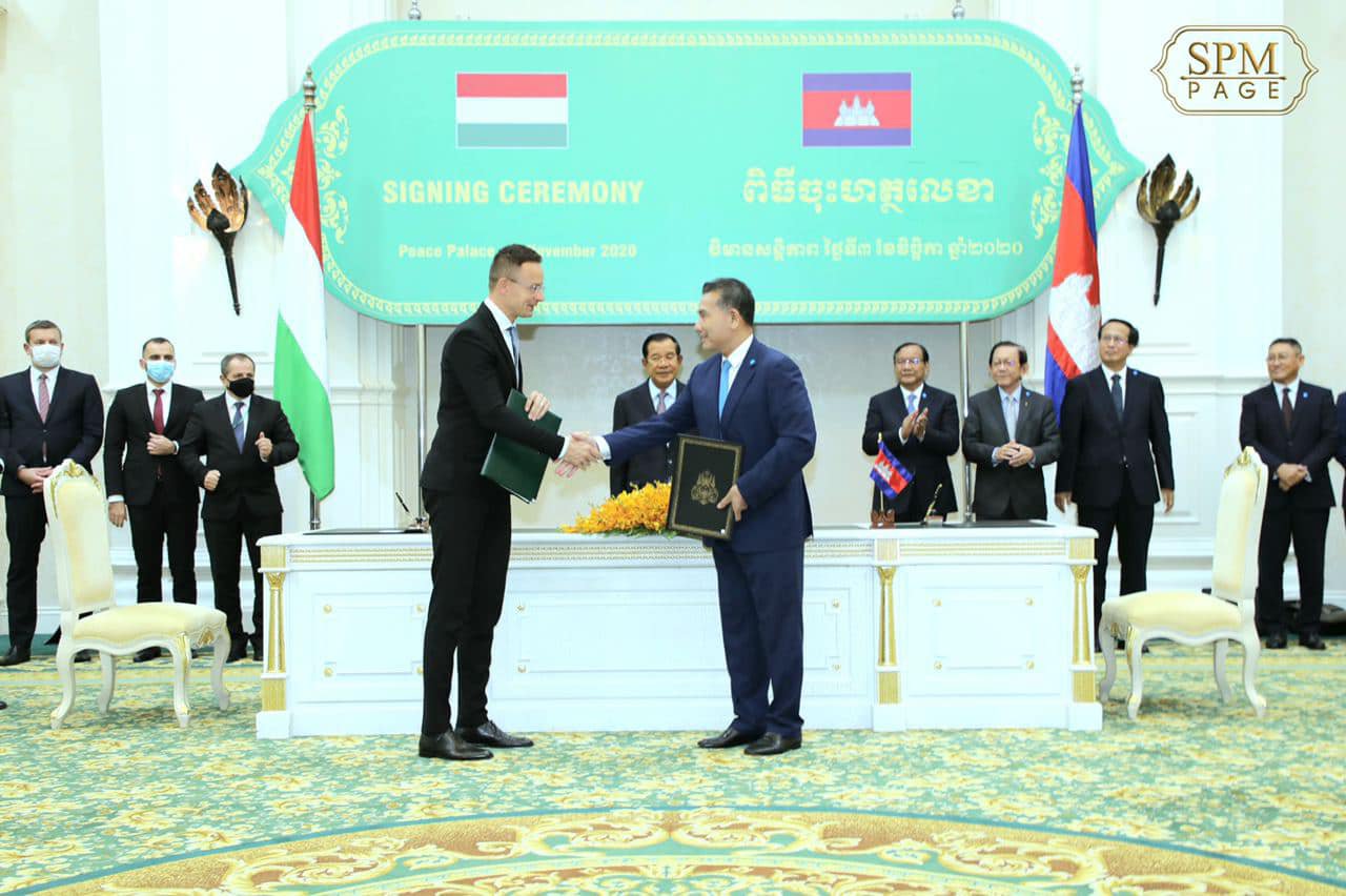 ៦, ឯកឧត្តម ម៉ៅ ហាវណ្ណាល់ រដ្ឋលេខាធិការ នៃរដ្ឋលេខាធិការដ្ឋានអាកាសចរស៊ីវិល