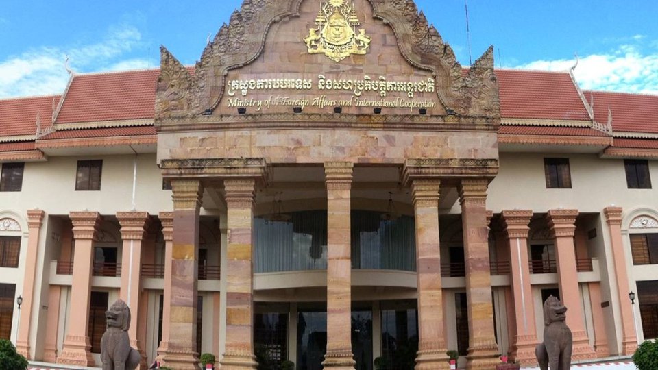 កម្ពុជាប្រកាសចូលរួមជាមួយអាស៊ានដោះស្រាយវិបត្តិក្តៅគគុកនៅមីយ៉ាន់ម៉ា ខណៈអង្គការសហប្រជាជាតិនៅមិនទាន់ធ្វើអ្វីចេញនៅឡើយ