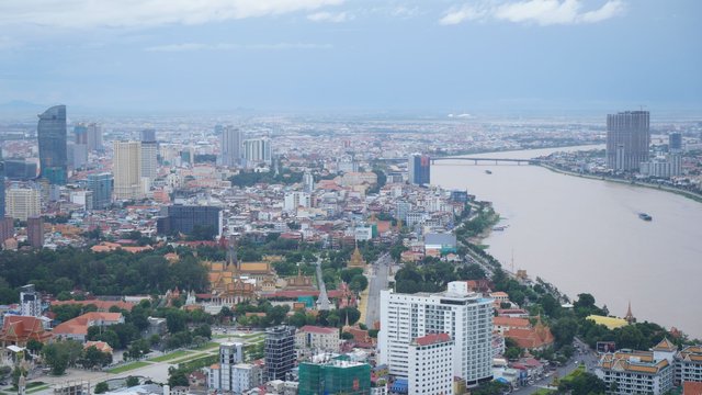 ធនាគារពិភពលោកបង្កើនការព្យាករកំណើនសេដ្ឋកិច្ចកម្ពុជាឆ្នាំ២០២២ ដល់ទៅ ៤,៨%