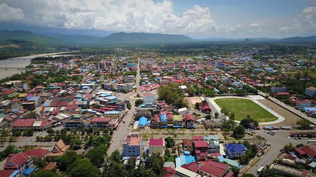 រូបភាពទីរួមខេត្តកំពត (facebook.com/jetztkampot)