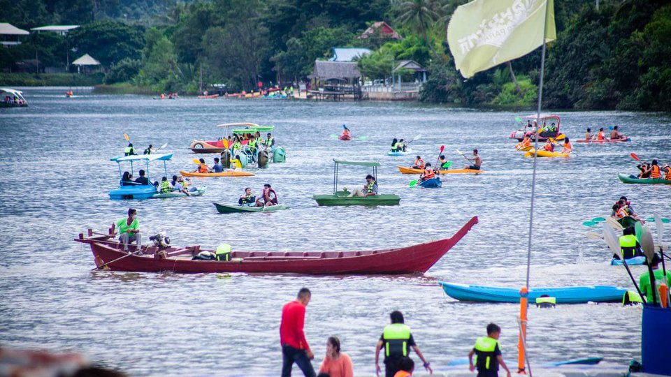 ទេសចរ ៦៦ម៉ឺននាក់បានដើរកម្សាន្តទូទាំងប្រទេសអំឡុងឈប់សម្រាកភ្ជុំបិណ្ឌ ជាវិញ្ញាសារសាកល្បងដ៏ធំក្នុងការឈានទៅបើកប្រទេសឡើងវិញ