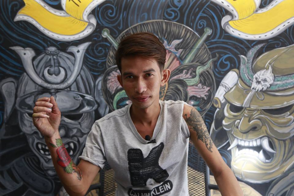 អាជីវកម្ម