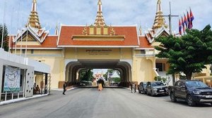 ច្រកទា្វរអន្តរជាតិប៉ោយប៉ែត និងច្រកទ្វារអន្តរជាតិភ្នំដី រូបភាព៖ ក្រសួងទេសចរណ៍