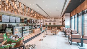 ផ្សារទំនើប The Bridge Lifestyle Mall ប្រមូលផ្តុំដោយហាងល្បីៗកំពុងបើកបន្តកន្ទុយគ្នាជាហូរហែ