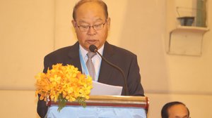 ឯកឧត្តមសាស្ត្រាចារ្យ ម៉ម ប៊ុនហេង រដ្ឋមន្ត្រីក្រសួងសុខាភិបាល
