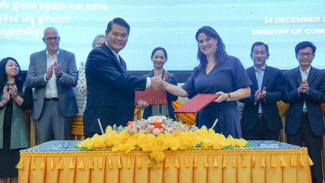 កម្ពុជា និងហូឡង់ សហការគ្នាផ្សព្វផ្សាយចំណេះដឹងផ្នែកសេដ្ឋកិច្ច-ពាណិជ្ជកម្ម