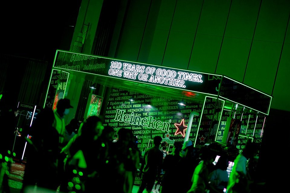 ស្រាបៀរ Heineken® អបអរខួប ១៥០ ឆ្នាំនៃពេលវេលាដ៏រីករាយ ពី Amsterdam រហូតដល់កម្ពុជា