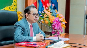 ឯកឧត្តម រង្សី វិស្សុត ឧបនាយករដ្ឋមន្ត្រីប្រចាំការ រដ្ឋមន្ត្រីទទួលបន្ទុកទីស្តីការគណៈរដ្ឋមន្ត្រី