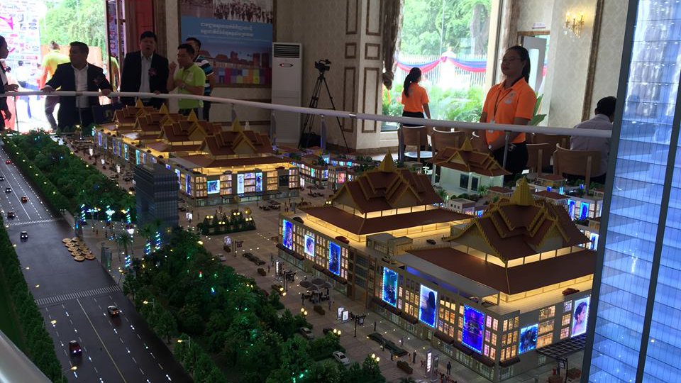 រូបគម្រោងមជ្ឈមណ្ឌលពាណិជ្ជកម្ម TRIUMPH