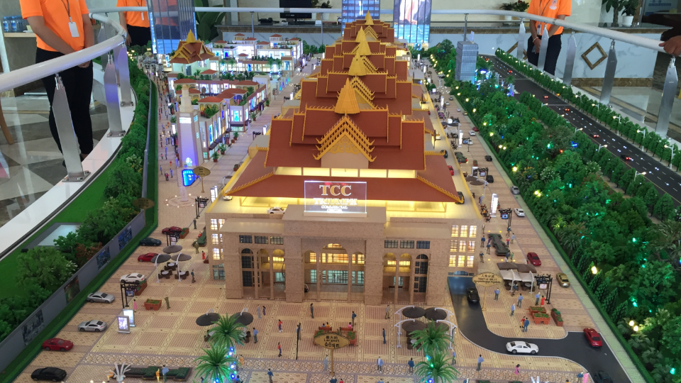 រូបគម្រោងមជ្ឈមណ្ឌលពាណិជ្ជកម្ម TRIUMPH