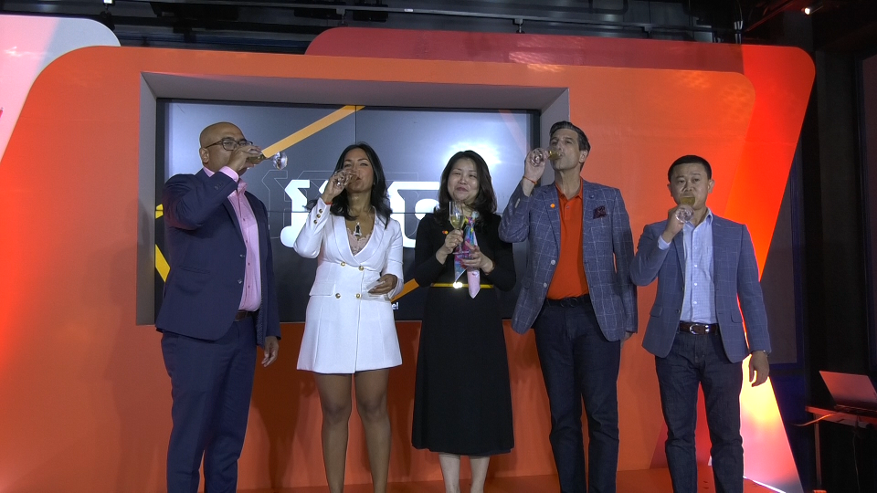 ក្រុមហ៊ុន ទ្រូម៉ាន់នី ដាក់ឱ្យប្រើប្រាស់កាតនិម្មិត Mastercard