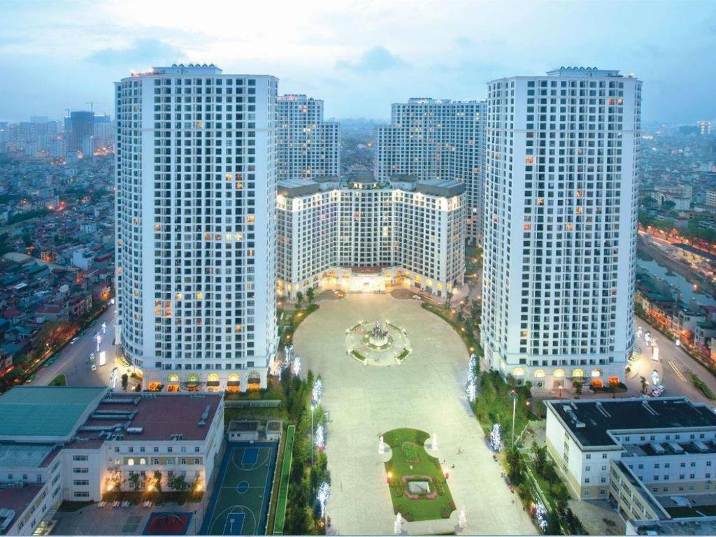 គម្រោង Vincom Mega Mall Royal City ដែលត្រូវបានអភិវឌ្ឍដោយក្រុមហ៊ុន Vingroup