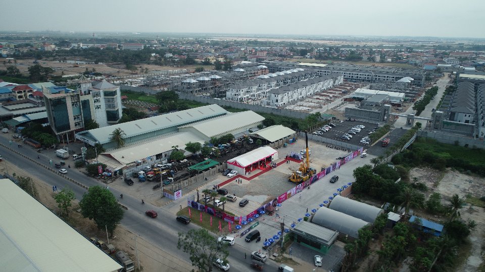 គម្រោងផ្សារទំនើបជីប ម៉ុង ទី៦ សាងសង់តាមបណ្ដោយផ្លូវជាសុផារ៉ា