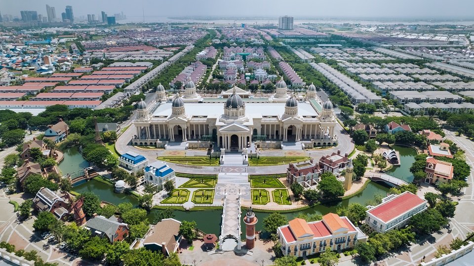 គណៈប្រតិភូនៃសមាគមបណ្ដាញលក់រាយម៉ាឡេស៊ី (MRCA) ស្ងើចសរសើរនៃការអភិវឌ្ឍគម្រោងទំនើបចម្រុះ របស់ ក្រុមហ៊ុន ប៉េង ហួត គ្រុប ព្រមទាំងចុះអនុស្សារណៈនៃការយោគយល់ជាមួយគ្នា