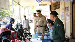 ចំពោះអ្នកបង់រំលស់យានយន្ត មានឯកសារទាំងនេះ ប៉ូលិសមិនផាកទេ! (រូបភាព ពីស្នងការនគរបាលរាជធានី)