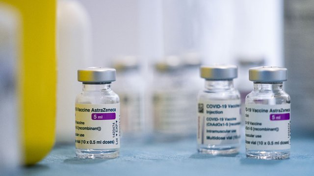កម្ពុជាត្រូវការវ៉ាក់សាំងAstraZeneca ប្រមាណជាង ២ទៅ៤លានដូសបន្ថែមសម្រាប់ការចាក់ដូសទី៣ដល់ប្រជាជននៅទូទាំងប្រទេសកម្ពុជា។