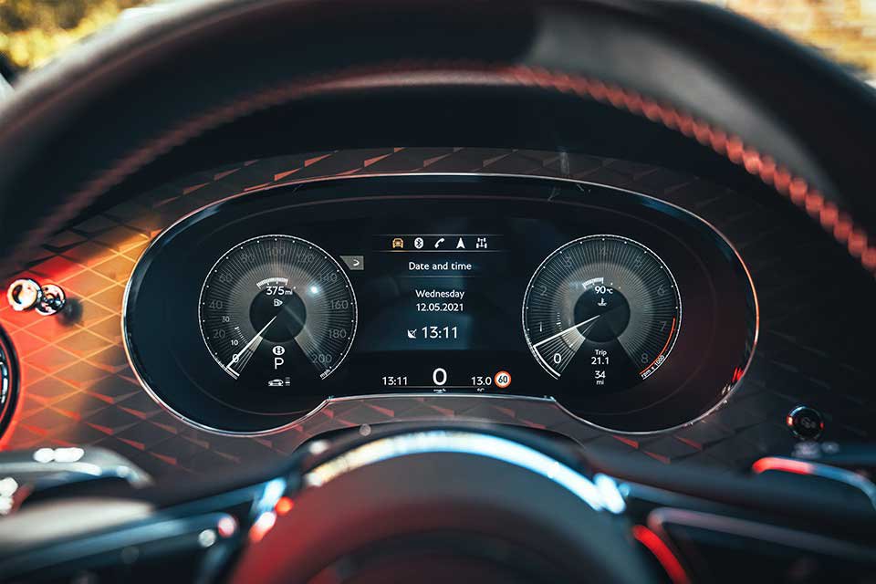 BENTAYGA S – រថយន្ដដែលមានលក្ខណៈស្ព័របំផុត​របស់ BENTAYGAS