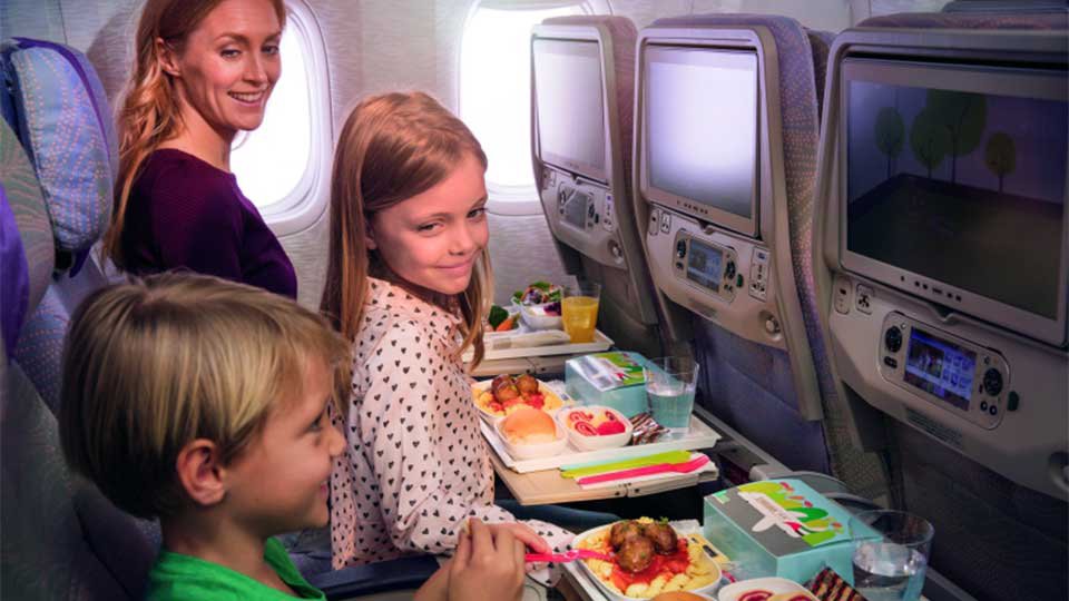 Emirates បង្ហាញ​លទ្ធផល​សិក្សា​អំពី​ភាព​អផ្សុក​របស់កុមារ​ នៅ​ពេល​ជិះ​យន្តហោះ។
