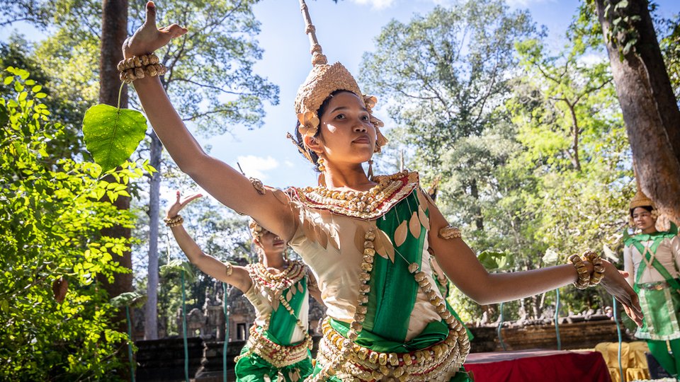 ការសម្ដែងរបាំទេពអប្សរ ក្នុងព្រឹត្ដិការណ៍មហោស្រពសិល្បៈអន្ដរជាតិអង្គរ