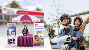 យុទ្ធនាការ «បើកបរដោយសុវត្ថិភាព» ដើម្បីលើកកម្ពស់ការពាក់មួកសុវត្ថិភាពក្នុងការបើកបរ។