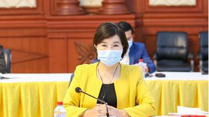 តំណាងអង្គការសុខភាពពិភពលោកនៅប្រទេសកម្ពុជា លោកស្រី វេជ្ជបណ្ឌិត លី អៃឡាន   រូបភាព៖ អគ្គលេខាធិកាដ្ឋានក្រសួងមហាផ្ទៃ