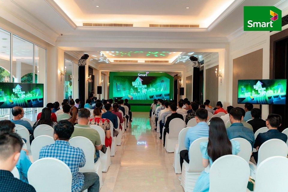 ក្រុមហ៊ុន Smart Axiata រៀបចំពិធីជួបជុំជាមួយភ្នាក់ងារលក់រាយឆ្នើមប្រចាំឆ្នាំ ២០២២