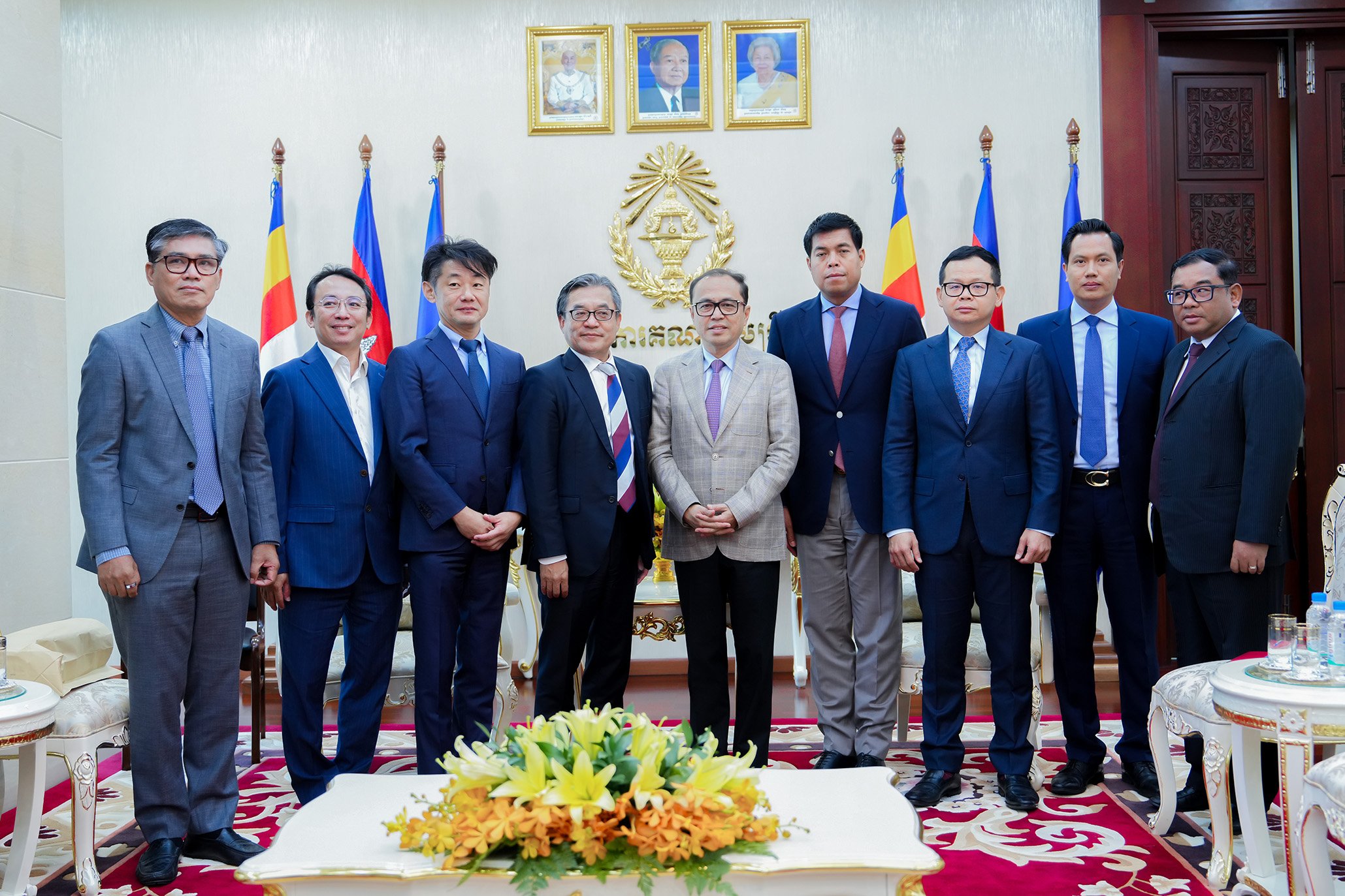ឯកឧត្តមឧបនាយករដ្ឋមន្ត្រីប្រចាំការ វង្សី វិស្សុត