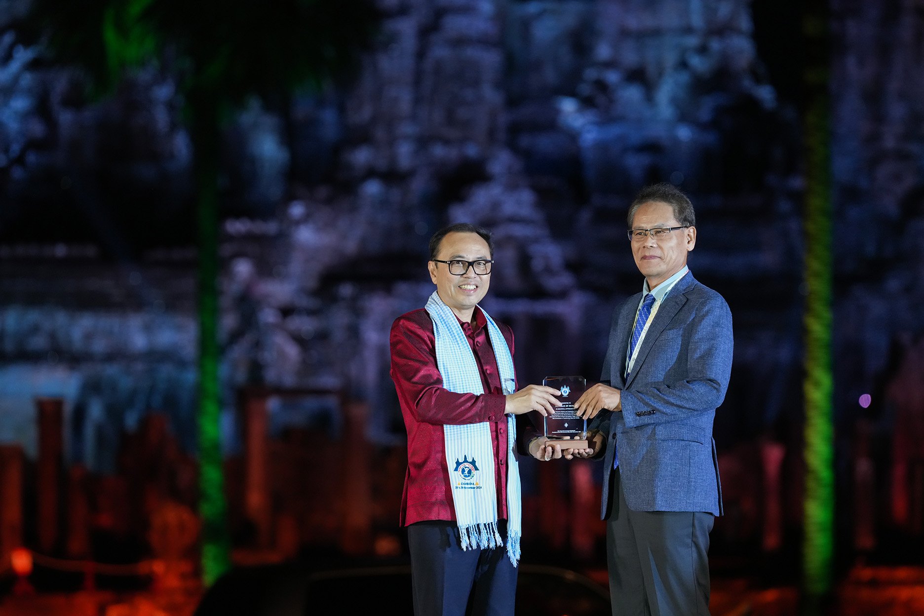 ឧបនាយករដ្ឋមន្ត្រីប្រចាំការ វង្សី វិស្សុត