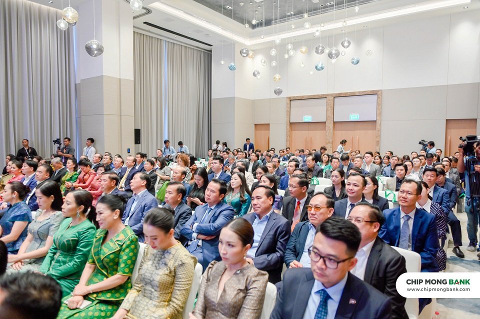 អ្នកឧកញ៉ា លាង ម៉េង អះអាងថា ទ្រព្យសកម្មធនាគារ ជីប ម៉ុង នៅតែបន្ដកើនឡើង ទោះសេដ្ឋកិច្ចពិភពលោកកំពុងជួបឧបសគ្គក្ដី