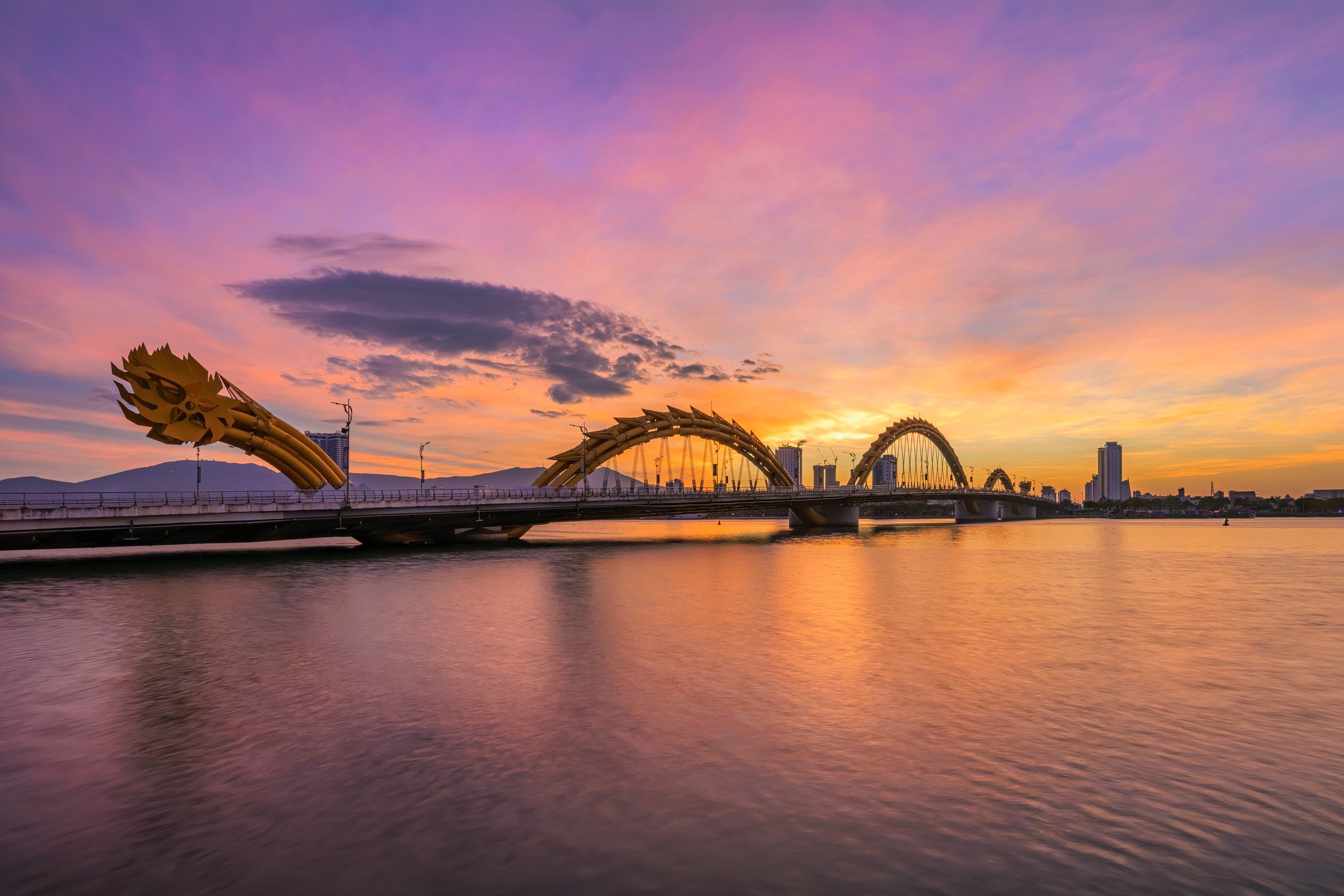 Dragon Bridge in Da Nang, Vietnam