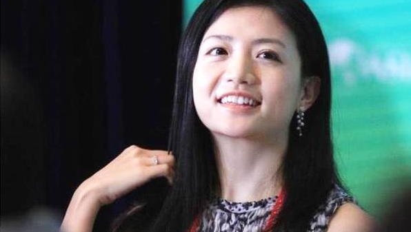 នាង Li Ying