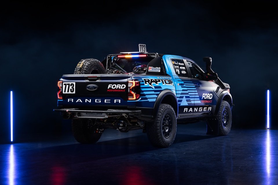 Ford_Finke Raptor 002_HR