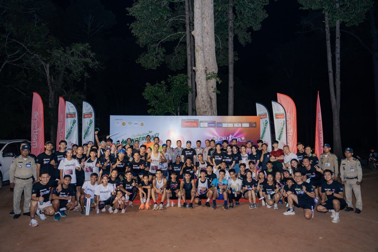 Glow run.jpg5