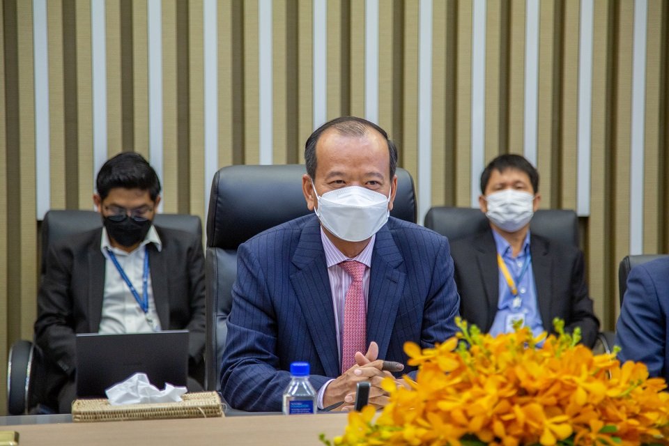 H.E. Minister Chea Vandeth