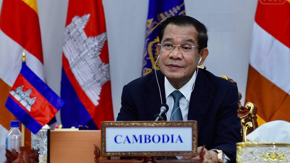 សម្ដេចអគ្គមហាសេនាបតីតេជោ ហ៊ុន សែន នាយករដ្ឋមន្ត្រីនៃព្រះរាជាណាចក្រកម្ពុជា ក្នុងកម្មវិធីមហាសន្និបាតនៃក្តីសង្ឃឹមពិភពលោកលើកទី៧