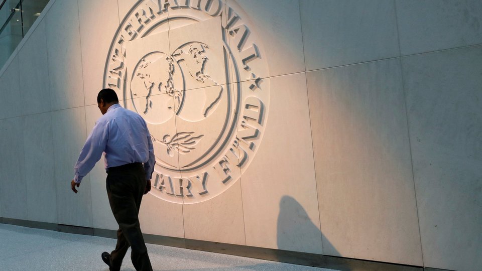 មូលនិធិ IMF បង្កើនទស្សនវិស័យសេដ្ឋកិច្ចរបស់ឥណ្ឌាដល់៦.១%ខណៈដែលការងើបឡើងវិញរបស់ចិនហាក់មានកម្លាំងខ្សោយ។