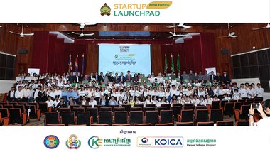 សហគ្រិនខ្មែរ, KOICA និងសាកលវិទ្យាល័យជាតិបាត់ដំបង បានប្រារព្ធពិធីអបអរ សាទរ និស្សិតកែច្នៃអាហារ ជាមួយនឹងរង្វាន់ជាសាច់ប្រាក់សរុប ៦០លានរៀល​ នៅក្នុងកម្មវិធីប្រកួតផ្ដាច់ព្រ័ត្រ Startup Launchpad 2025
