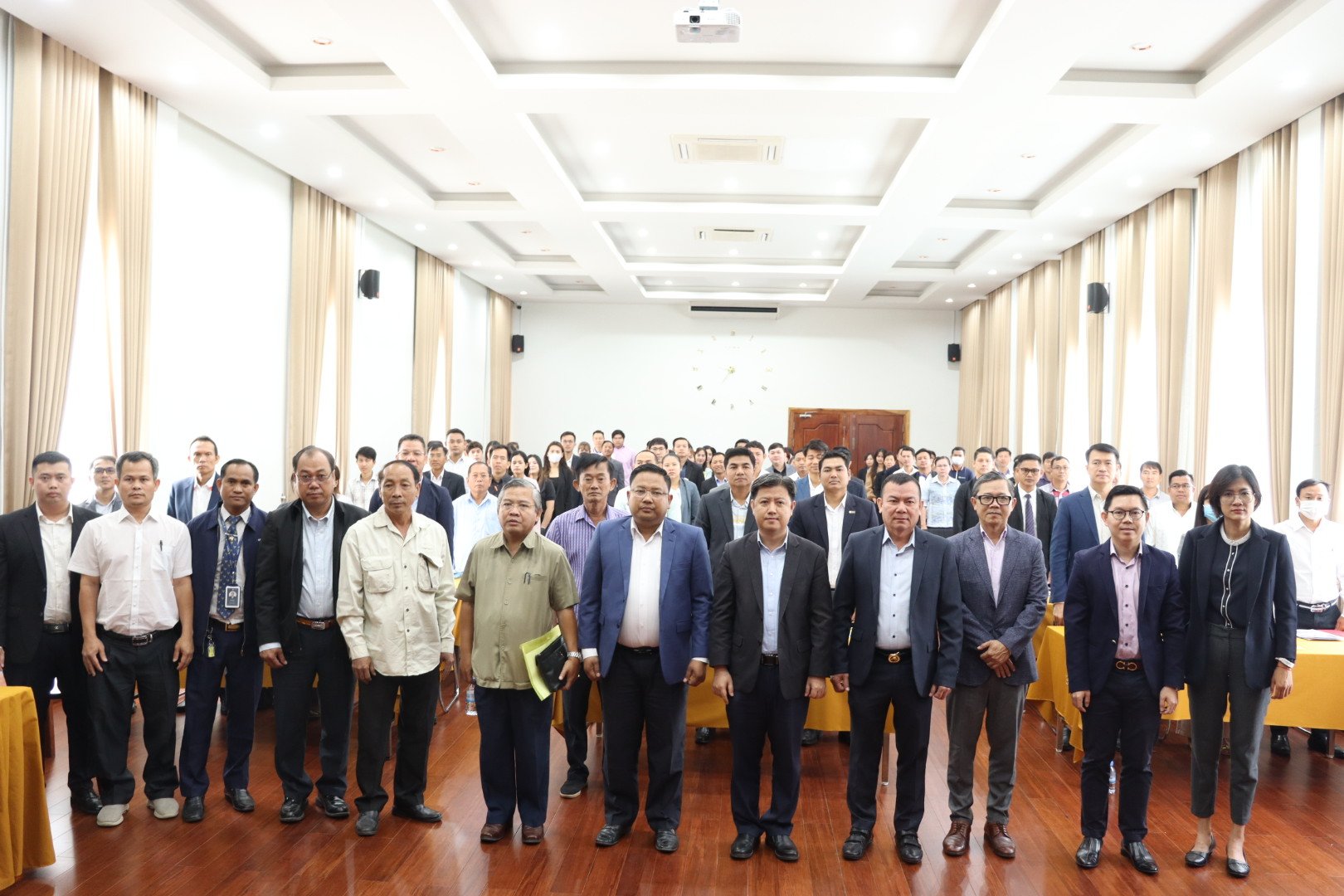 សិក្ខាសាលាស្តីពី “វិធានក្នុងការគ្រប់គ្រង ការរៀបចំ និងការប្រព្រឹត្ដទៅរបស់បរធនបាលកិច្ច”