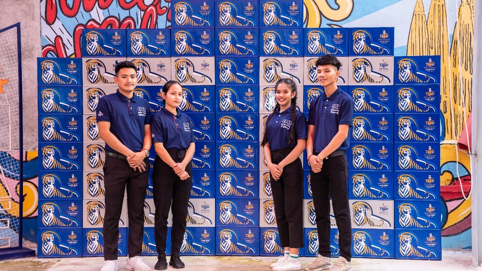 យុទ្ធនាការប្រមូលដបត្រឡប់មកវិញកំពុងទទួលបានការគាំទ្រពីវិស័យបដិសណ្ឋារកិច្ចរបស់កម្ពុជា