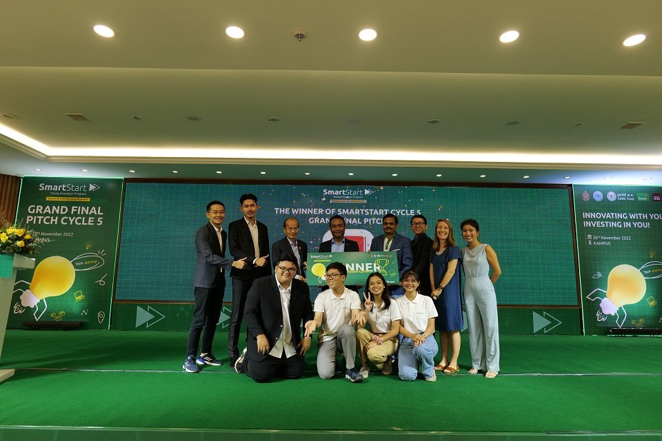 ជ័យលាភីនៃកម្មវិធី SmartStart Young Innovator ទទួលបានរង្វាន់ទឹកប្រាក់ ១ម៉ឺនដុល្លាអាមេរិក