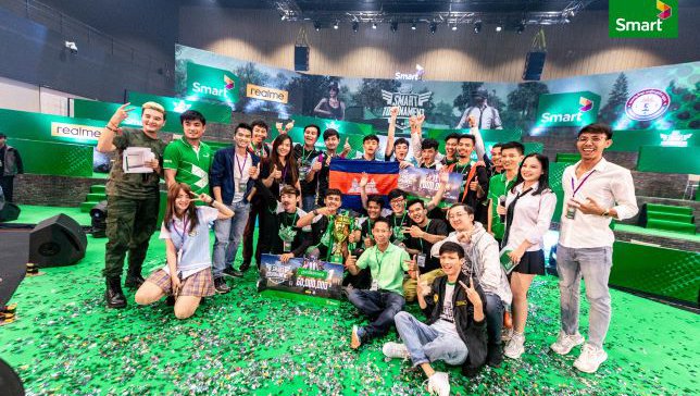 ក្រុមហ៊ុន Smart Axiata បញ្ជាក់អំពីការប្តេជ្ញាចិត្តរបស់ខ្លួនម្ដងទៀតក្នុងការអភិវឌ្ឍ កម្ពុជា