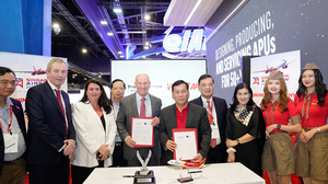 ក្រុមហ៊ុន Vietjet បង្ហាញកិច្ចព្រមព្រៀងដ៏សំខាន់មួយជាមួយក្រុមហ៊ុន Airbus, Rolls-Royce, Pratt & Whitney និង Safran ក្នុងកម្មវិធីពិព័រណ៍យន្តហោះសិង្ហបុរី ២០២៤