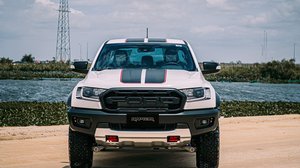 Ford Ranger Raptor ស៊េរីថ្មីឆ្នាំ 2022 កំពុងទទួលបានការចាប់អារម្មណ៍ខ្លាំងពីមហាជន