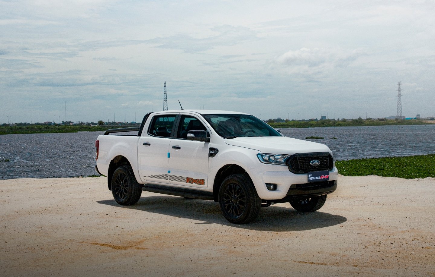 រូបរាងថ្មីសន្លាង នៃរថយន្ដ Ford Ranger FX4 ស៊េរីថ្មីឆ្នាំ 2022