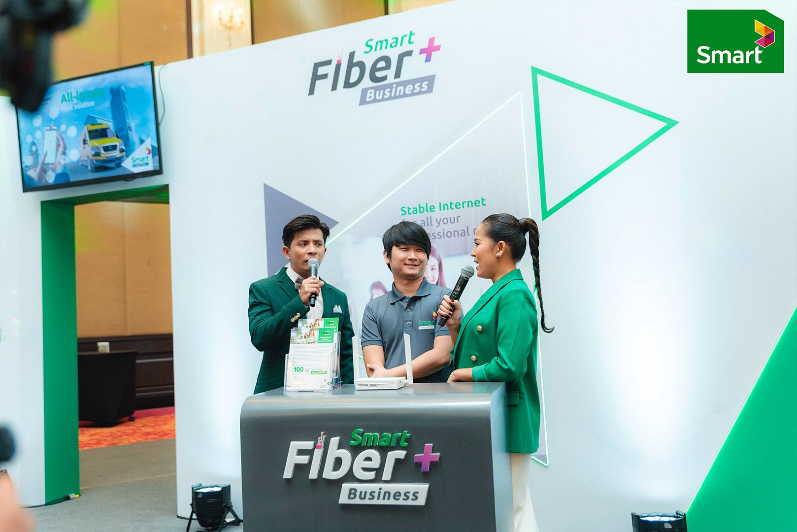 ក្រុមហ៊ុន Smart សម្ពោធជាផ្លូវការដំណោះស្រាយបច្ចេកវិទ្យាសម្រាប់អាជីវកម្ម 'Smart for Business' ជម្រុញភាពជោគជ័យក្នុងយុគសម័យឌីជីថល