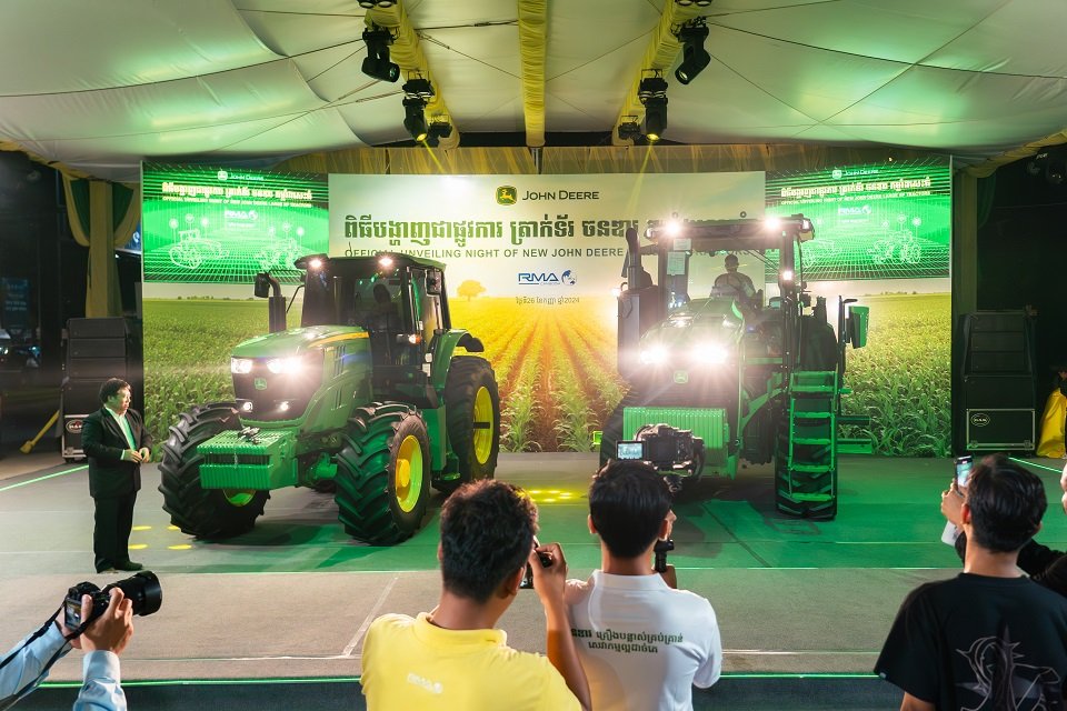 V11_Catering at John Deer_-152