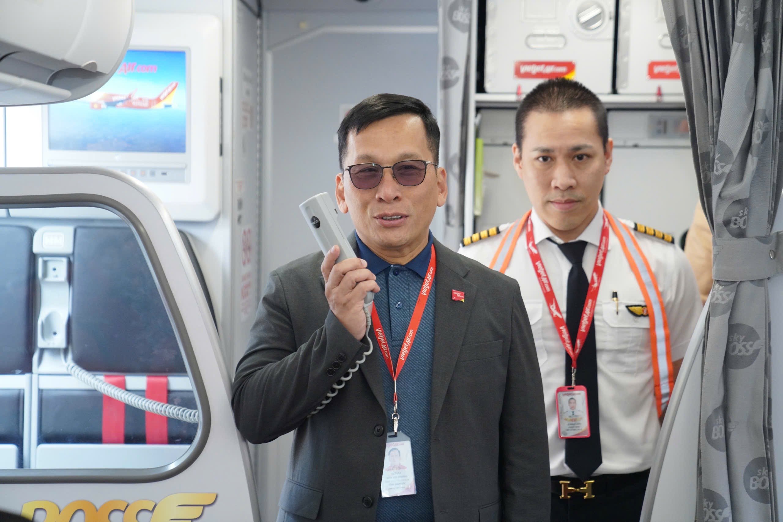 Vietjet CEO Dinh Viet Phuong speaks ahead of the flights